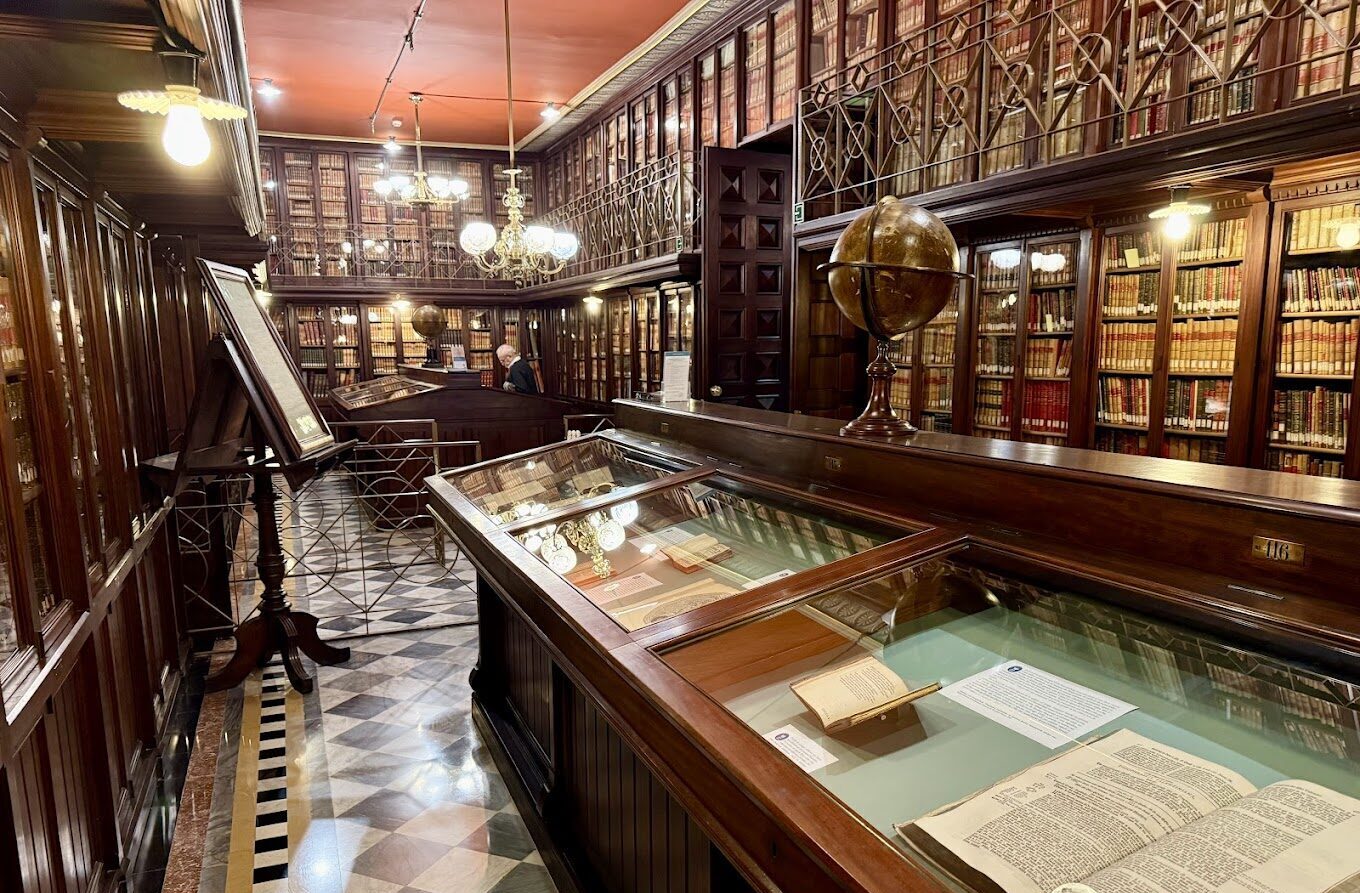 Biblioteca Arús